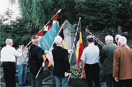 Fte  Devant-le-Pont, hommage au Cdt Naessens