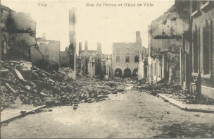 Vis 1914, ruines rue du perron et Htel de Ville