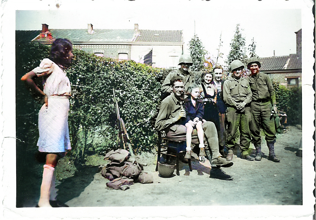 Les GI's amricains  Vis le 19 septembre 1944,archives Marc Poelmans American GIs of the 30th Old Hickory in Vise near Liege in Belgium