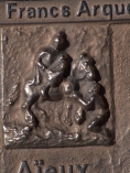 dtail de la plaque du 425e restaure