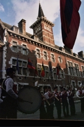 Le Rveil des Francs Arquebusiers par l'harmonie Ste Ccile d'Eben en juillet 2005