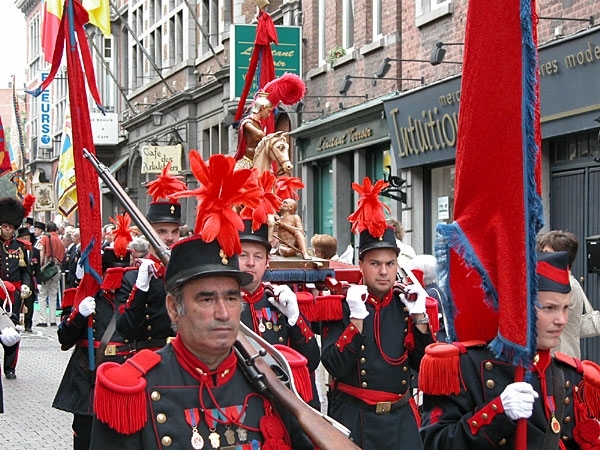 St mlartin et son escorte