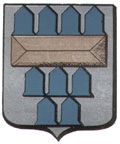 armoiries de Tongres: D'argent  une hamaide d'or, accompagne de neuf pices de vair, quatre ranges en chef et cinq en pointe, l'cu ayant pour timbre une couronne d'or et pour cimier un cygne naissant, collet d'une couronne d'or