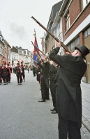 Mousquetaires, salve d'honneur devant l'Alliance