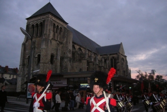 Les Francs Arquebusiers  Tours devant l'glise St Julien