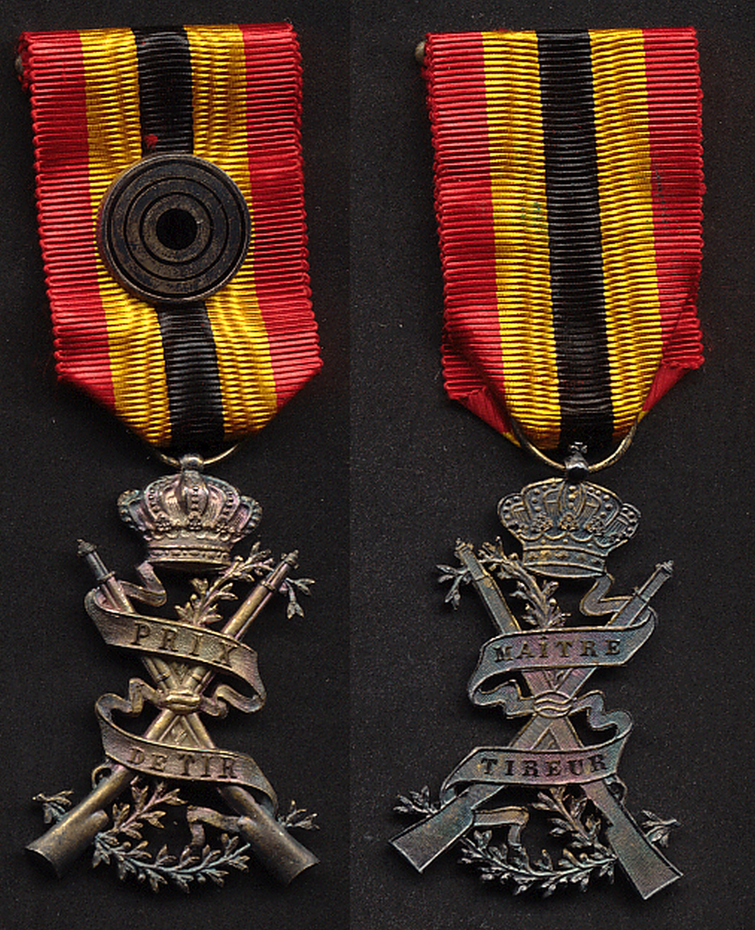 insigne de Matre Tireur de la Garde Civique en 1905, frappe  l'avers et au revers, col. M. Poelmans